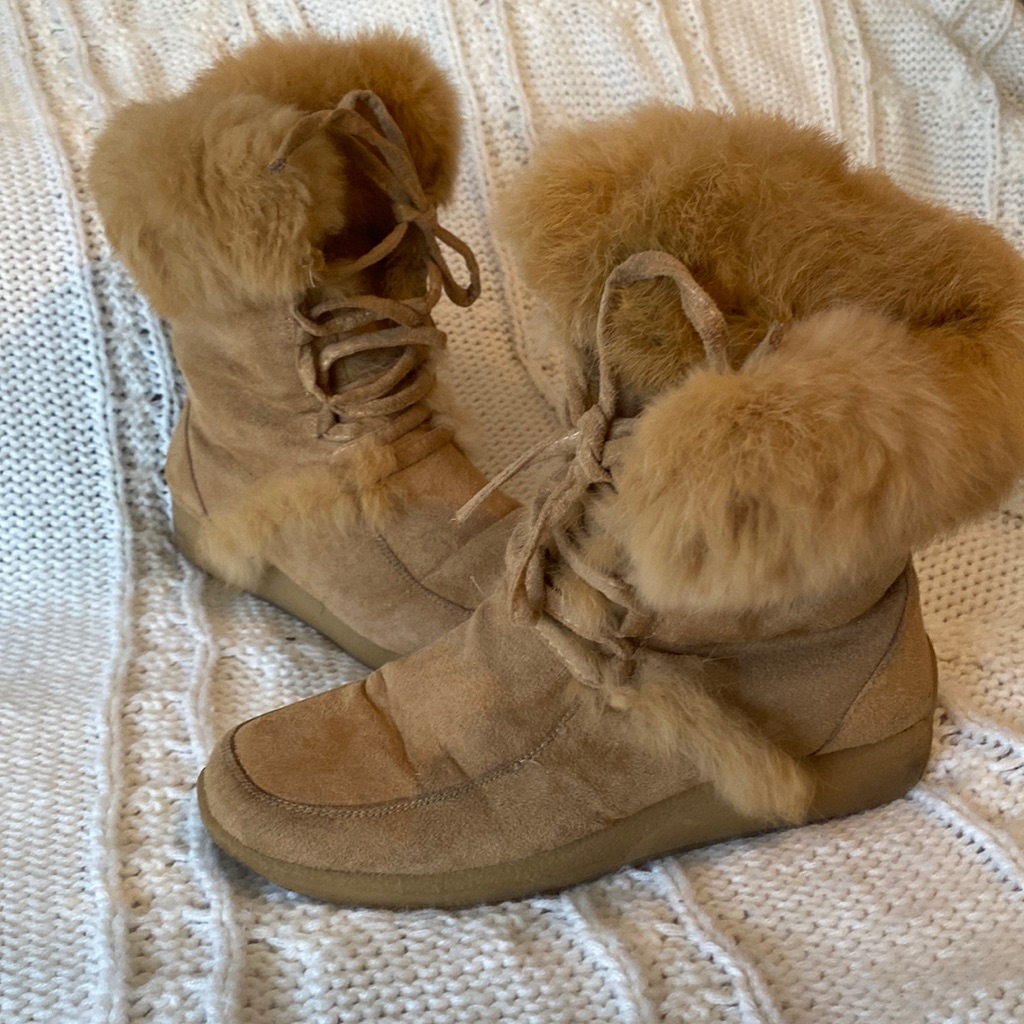 Vintage Noel Collection Fur Trim Leather Lined Boots 7 1/2